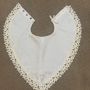 White Lace Collar Accessory